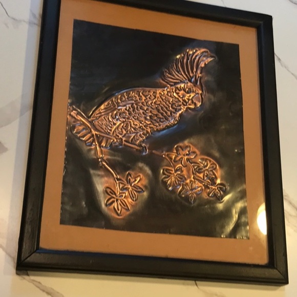 Copper Repouse’ Copper Art of Tooled Bird On A Branch Exotic Parrot Cockatiel - Picture 5 of 9